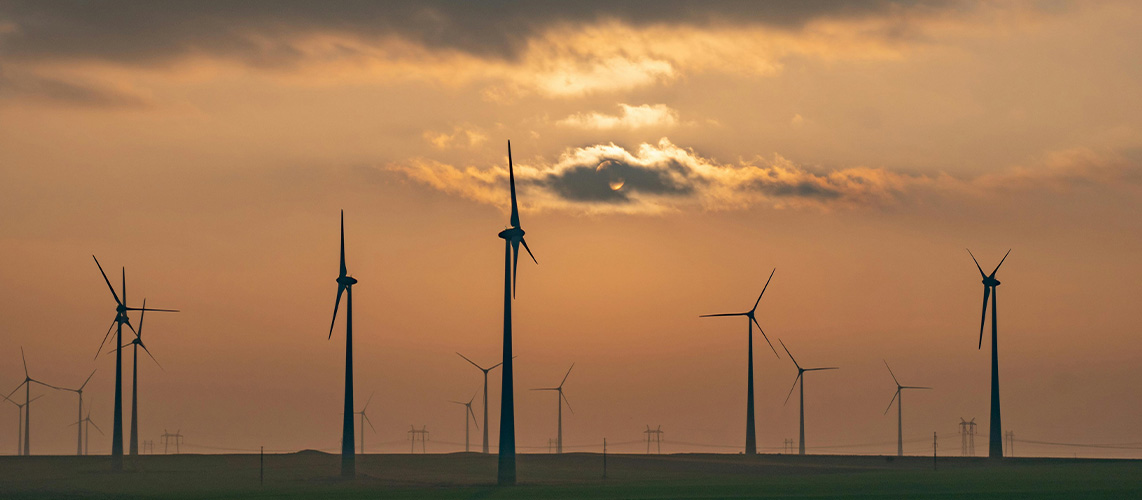 éoliennes coucher soleil