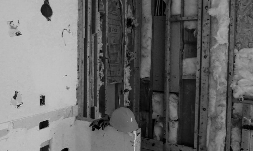 Urbanisme / construction d’une maison dont le chantier est abandonné : attention à la péremption du permis en application de l’article L480-4 du code de l’urbanisme !