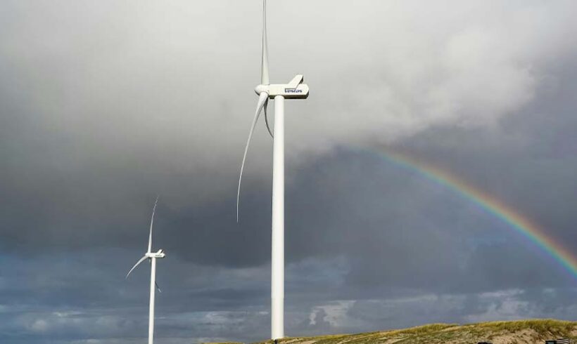 Application des pouvoirs du juge de l’autorisation environnementale à des permis de construire éoliens