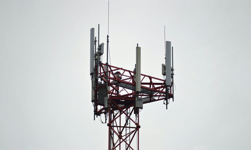 Antennes relais sur le domaine public non routier