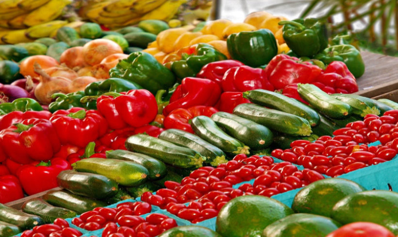 Interdiction de l’apposition d’étiquettes directement sur les fruits et légumes : les Sages saisis d’une QPC